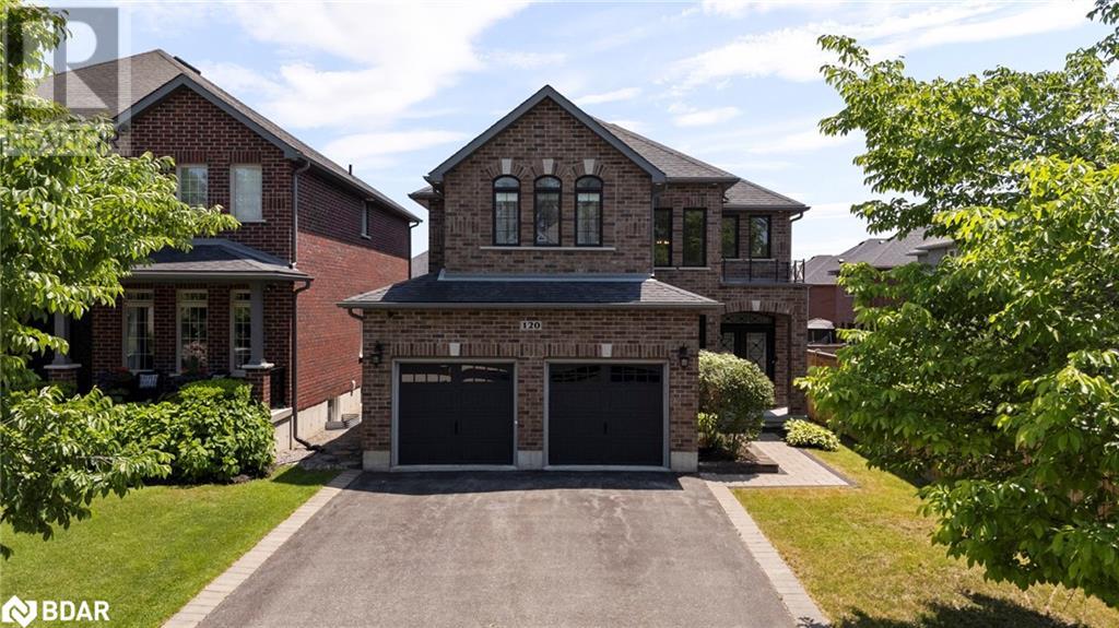 120 Jewel House Ln, Barrie, ON L4N 6E1