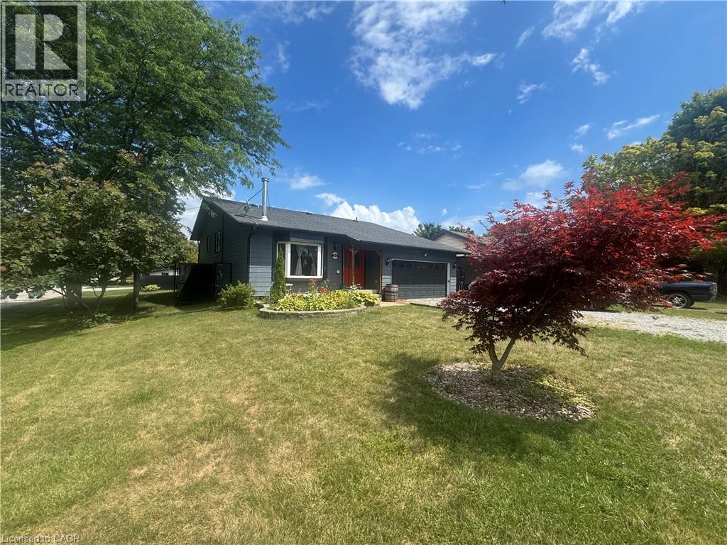 24 Woodhouse Ave, Norfolk County, ON N0A 1N8