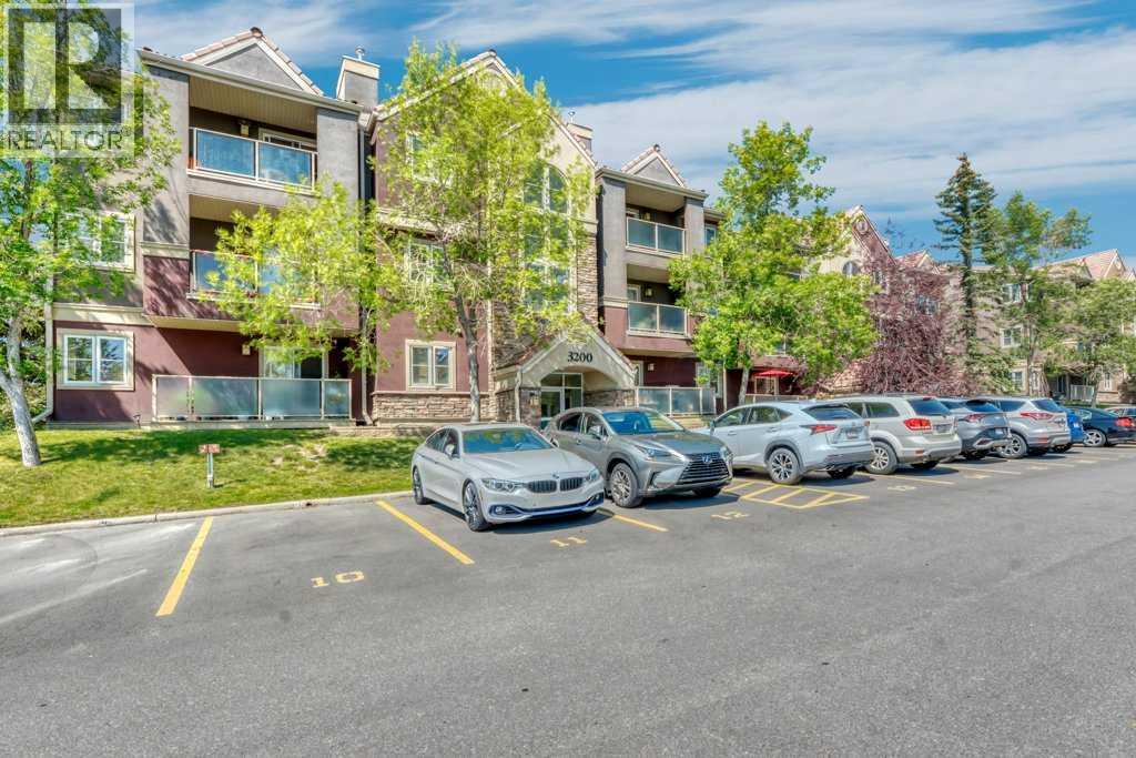 3212 Edenwold Heights Nw Unit 12, Calgary, AB T3A 3Y8