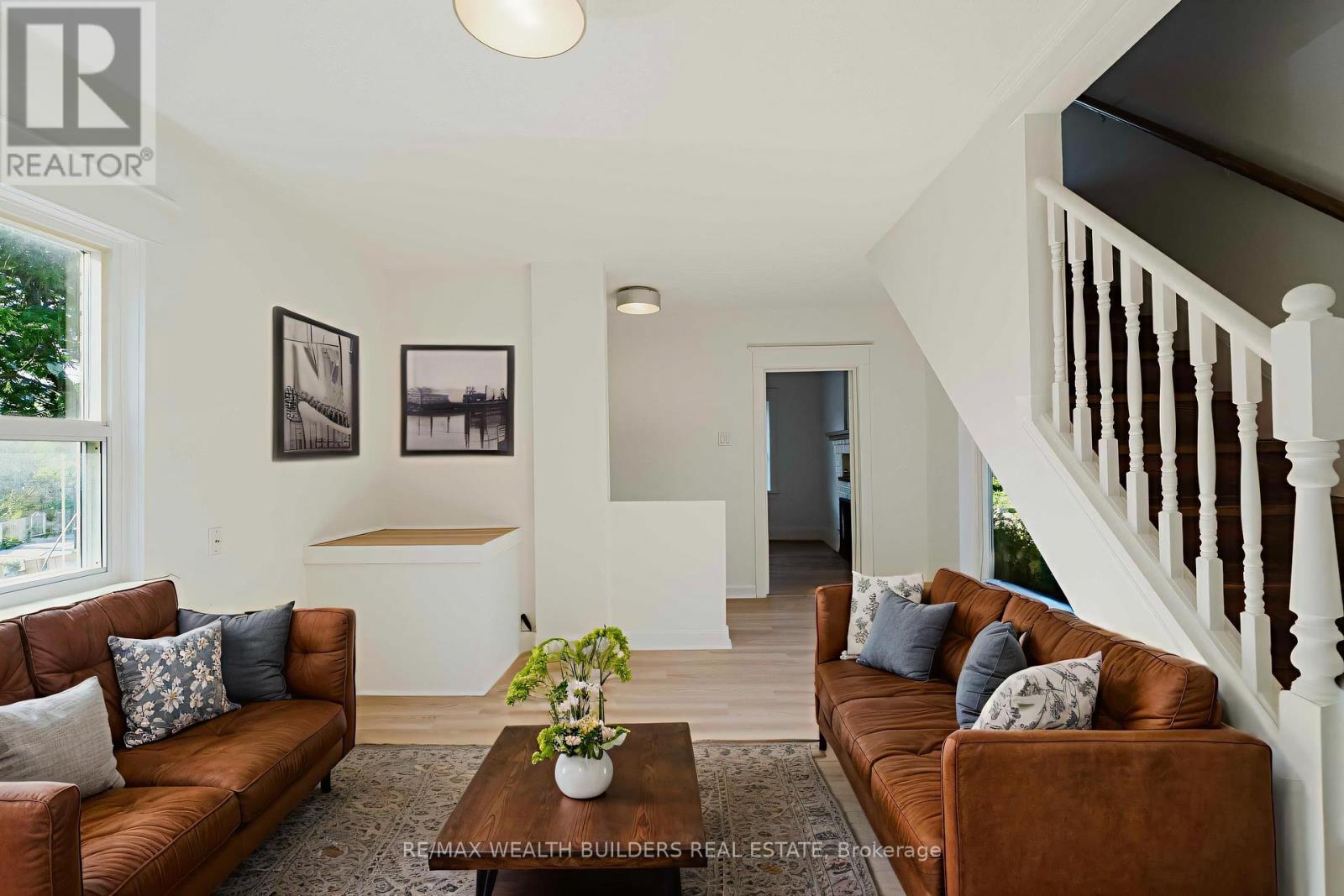 4 Greenlaw Ave, Toronto, ON M6H 3V5