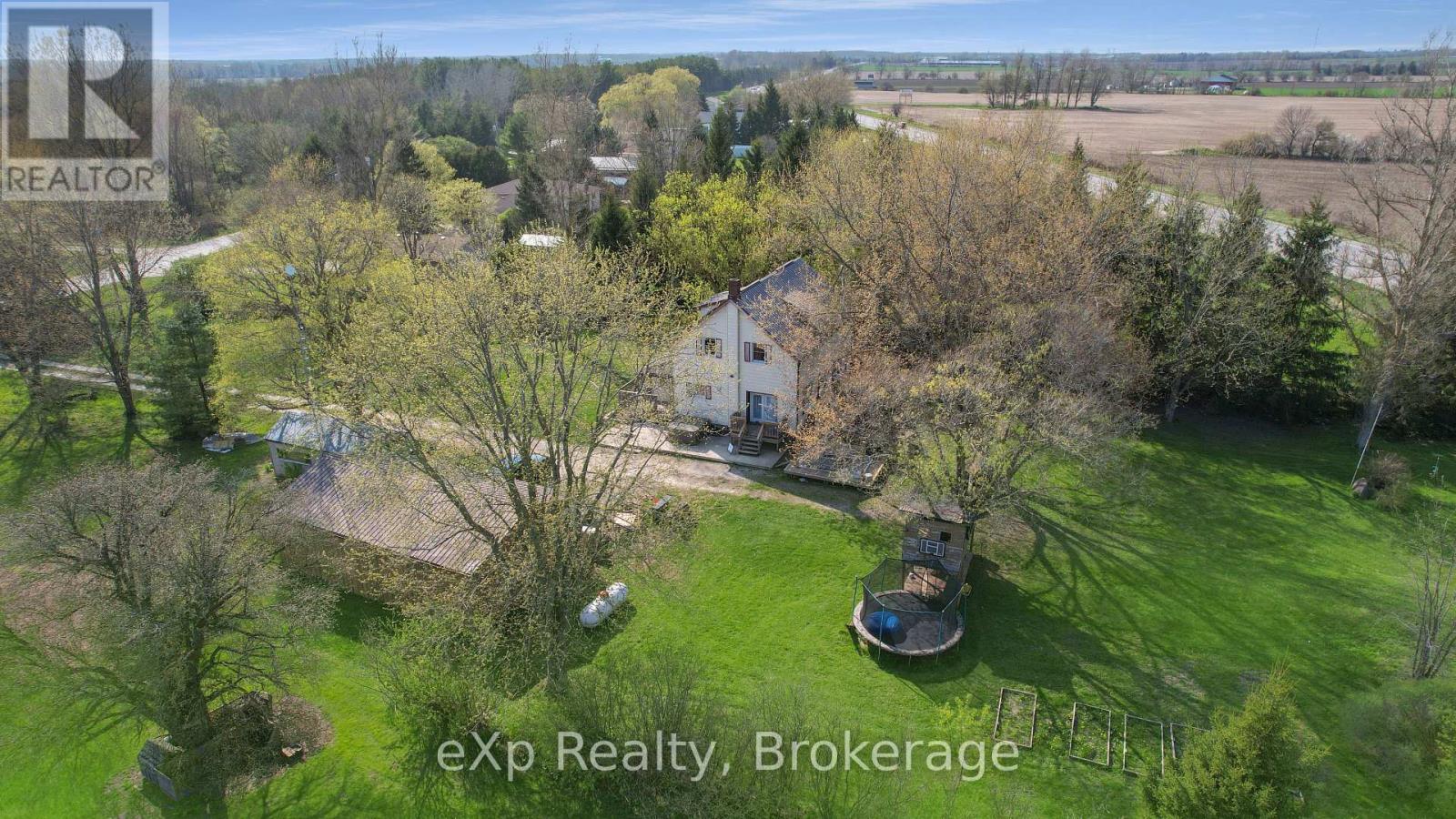 9499 Maas Park Dr, Wellington North, ON N0G 2L0