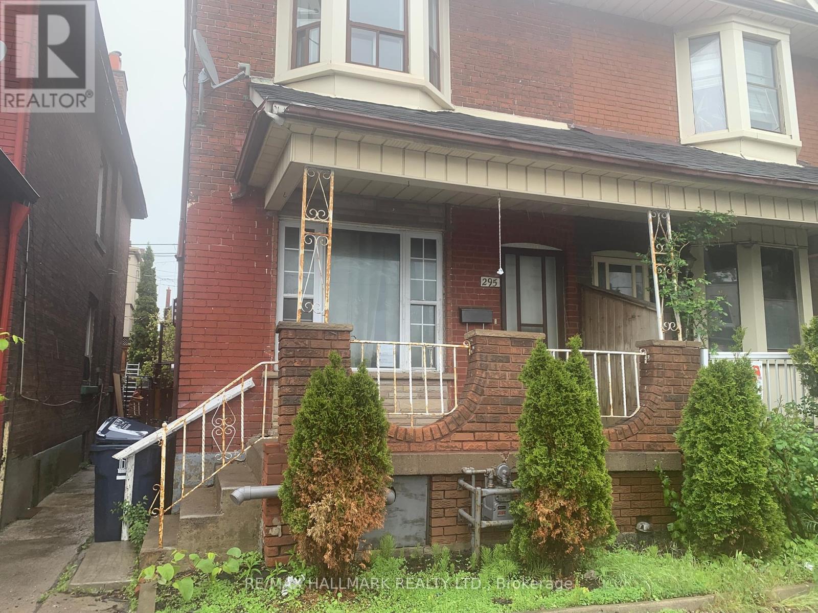 295 Old Weston Rd, Toronto, ON M6N 3A7
