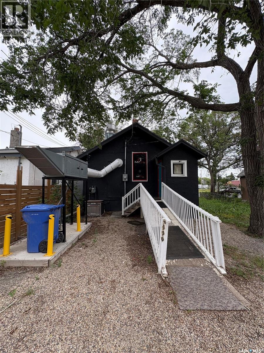 1736 Winnipeg St, Regina, SK S4P 1E9