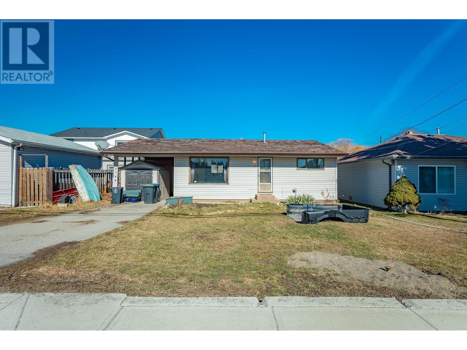 3144 Woodsdale Rd, Lake Country, BC V4V 1X8