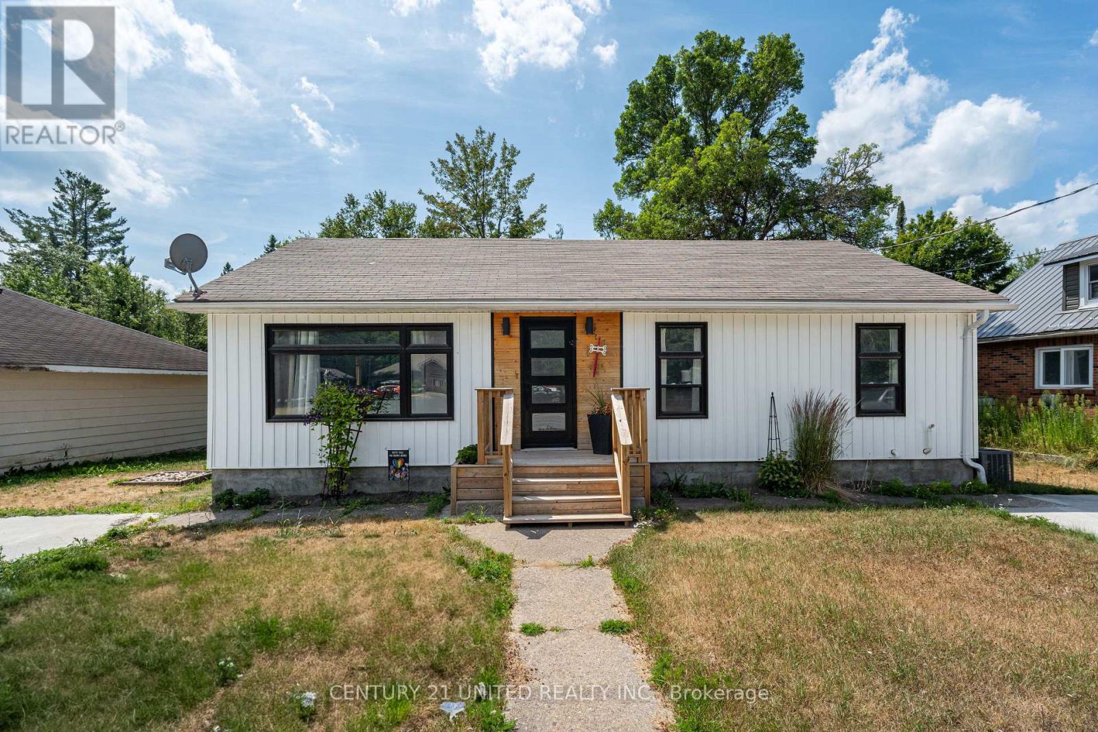 178 Burleigh St, North Kawartha, ON K0L 1A0
