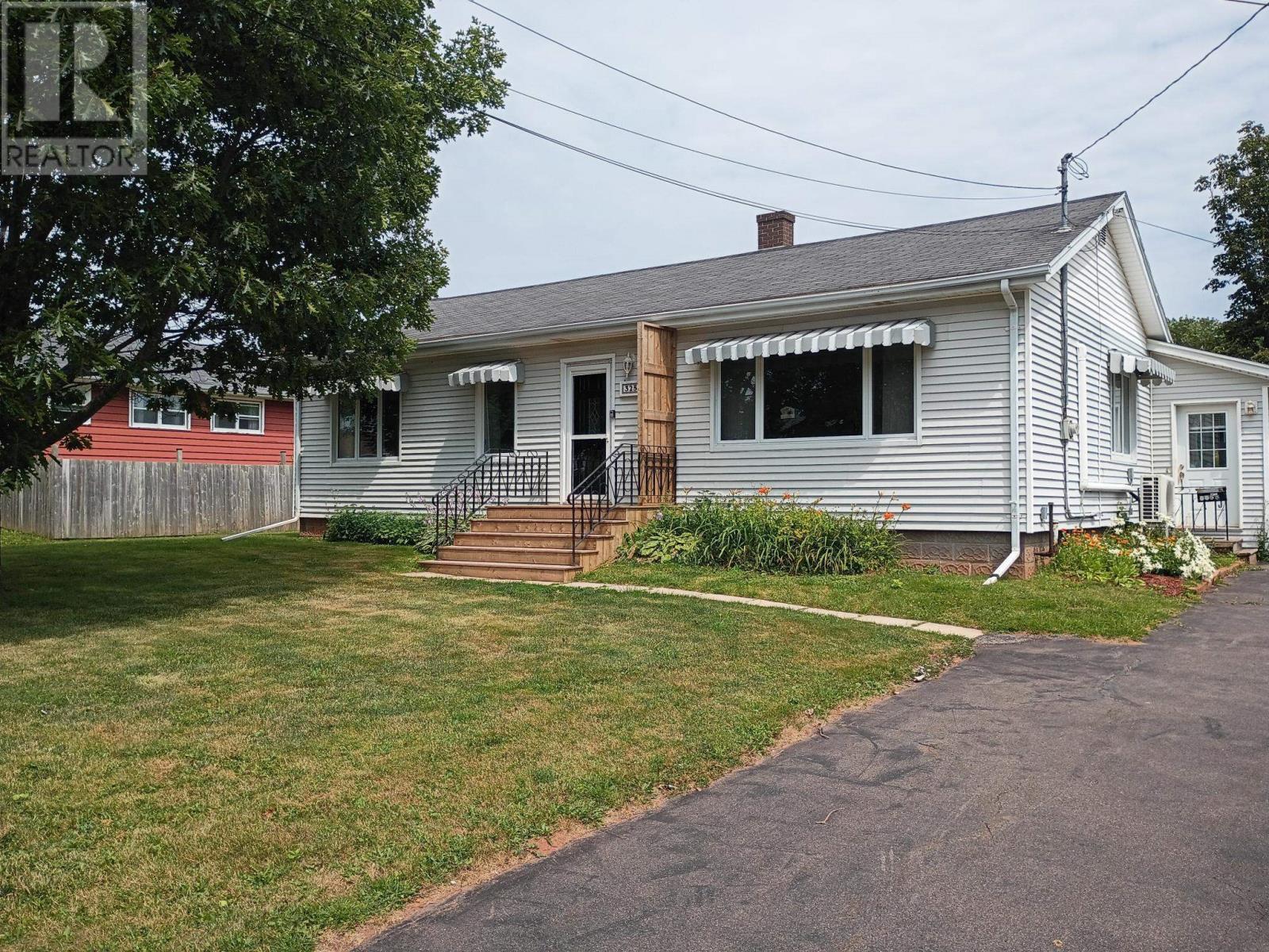 325 Arcona St, Summerside, PE C1N 1X7