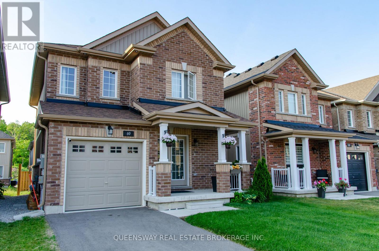 69 Alaskan Hts, Barrie, ON L9J 0H9