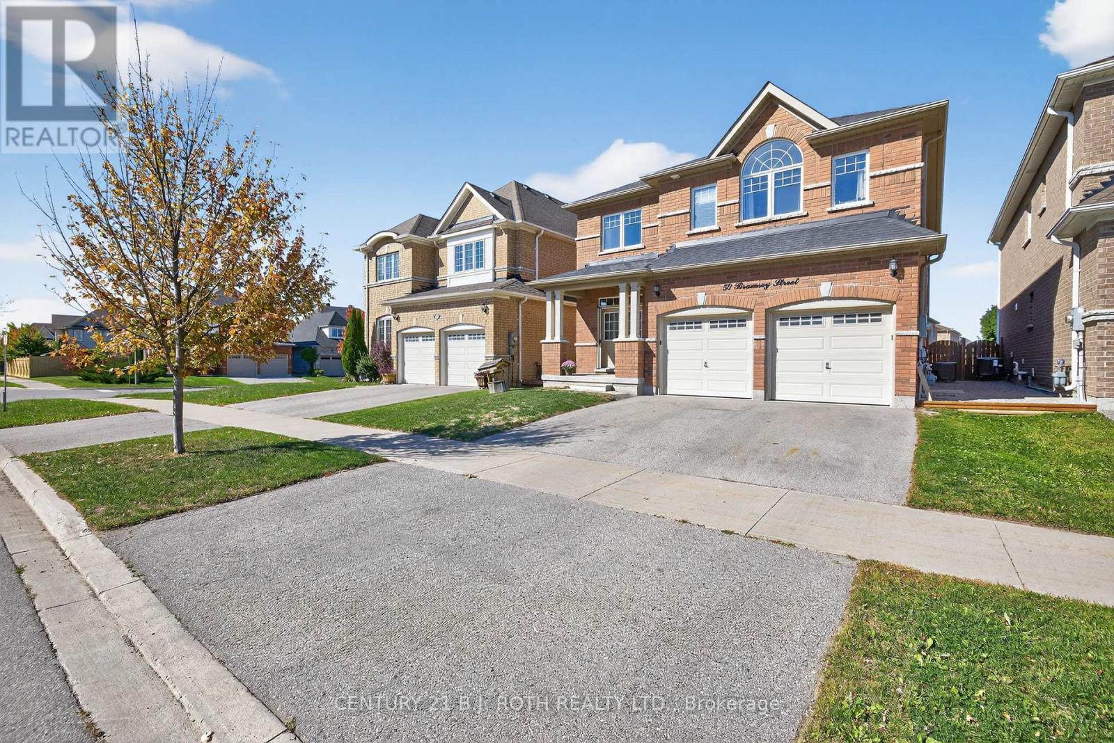 50 Bramsey St, Georgina, ON L0E 1R0