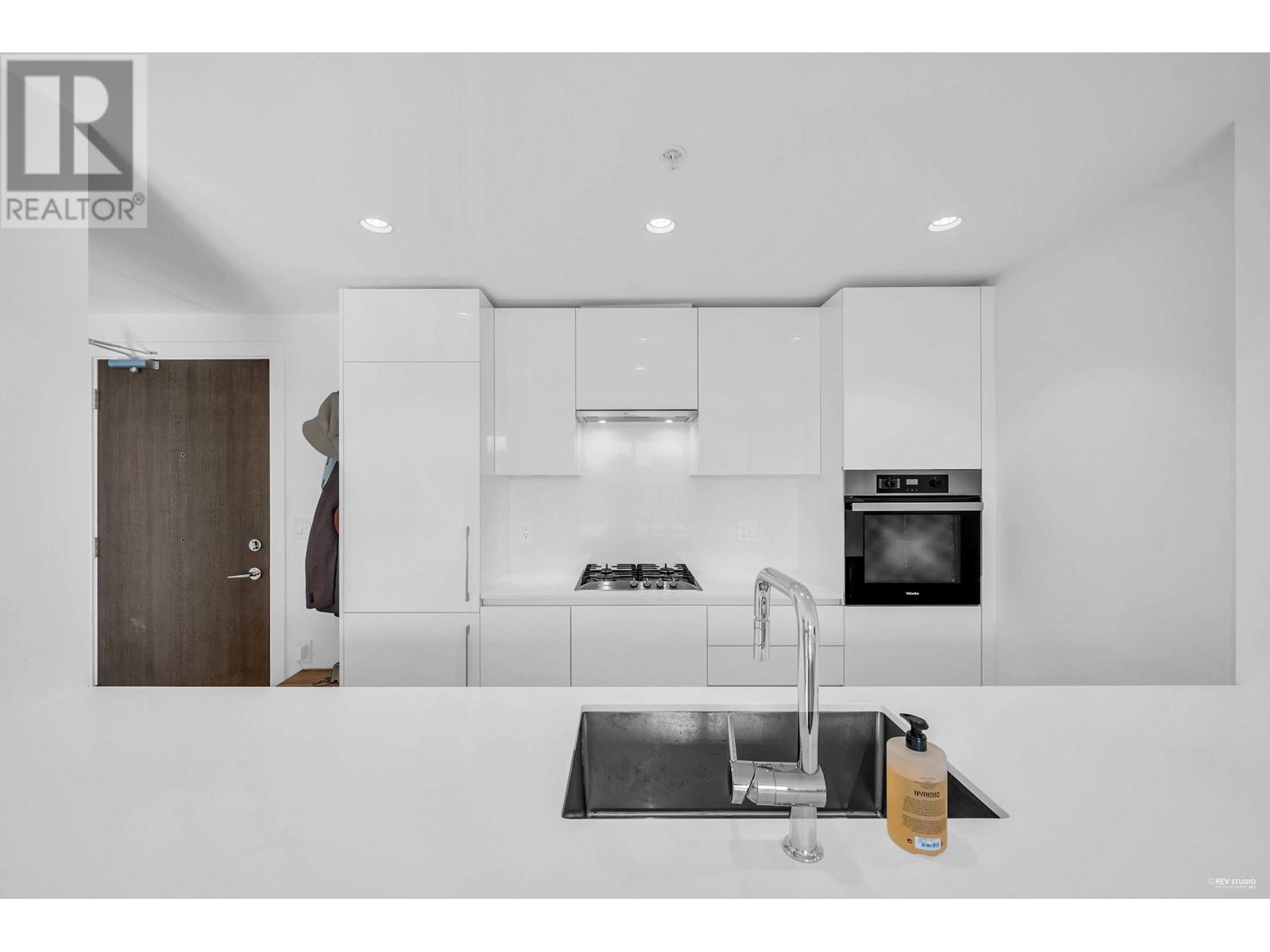 5766 Gilbert Road Unit 604, Richmond, BC V6X 1B7