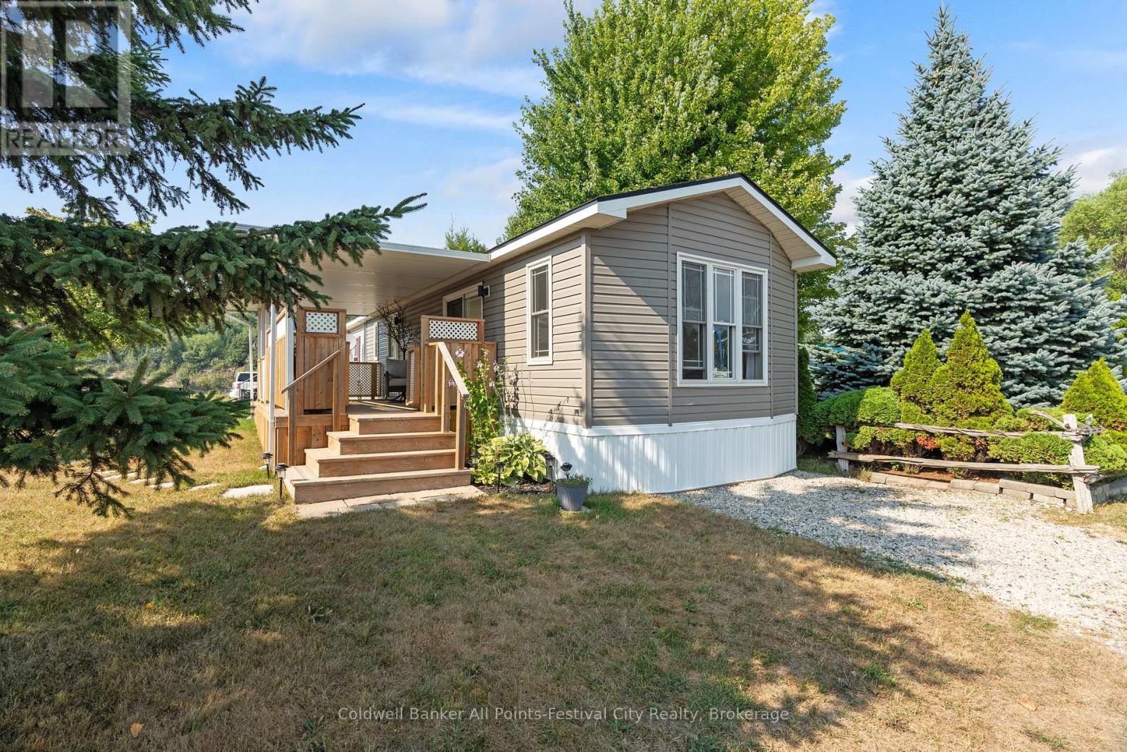 100 N Harbour Rd W H6 Rd, Goderich, ON N7A 2W6