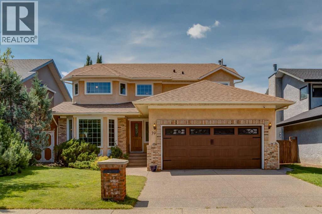 39 Canterbury Ct SW, Calgary, AB T2W 6C2