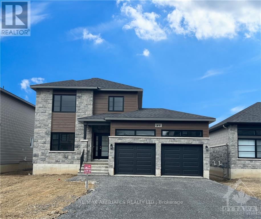 444 Aurora St, Russell, ON K0A 1W0