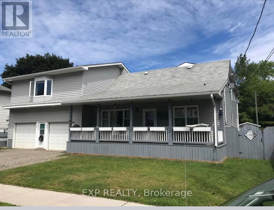 612 Romaine St Ward 1 St, Peterborough, ON K9J 2E4