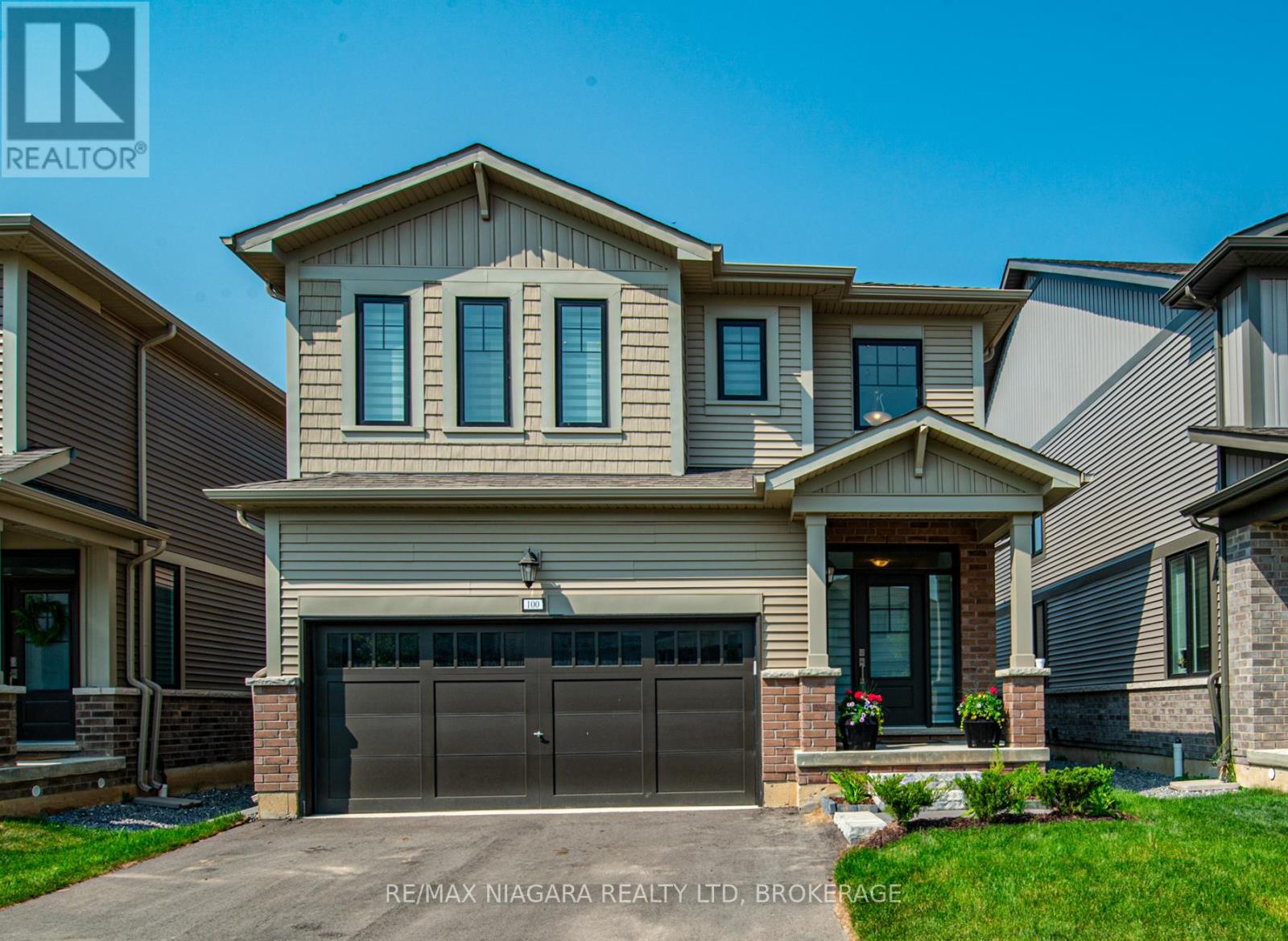 100 Blackbird Way, Hamilton, ON L0R 1W0
