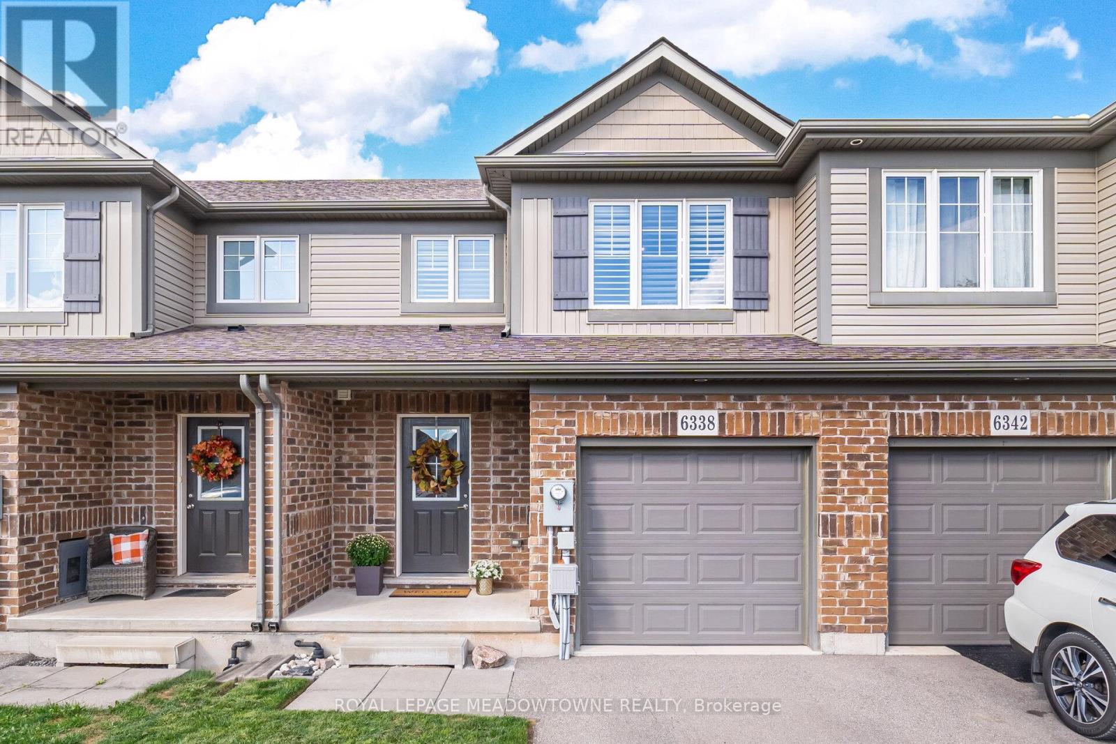 6338 Shapton Cres, Niagara Falls, ON L2H 0L9