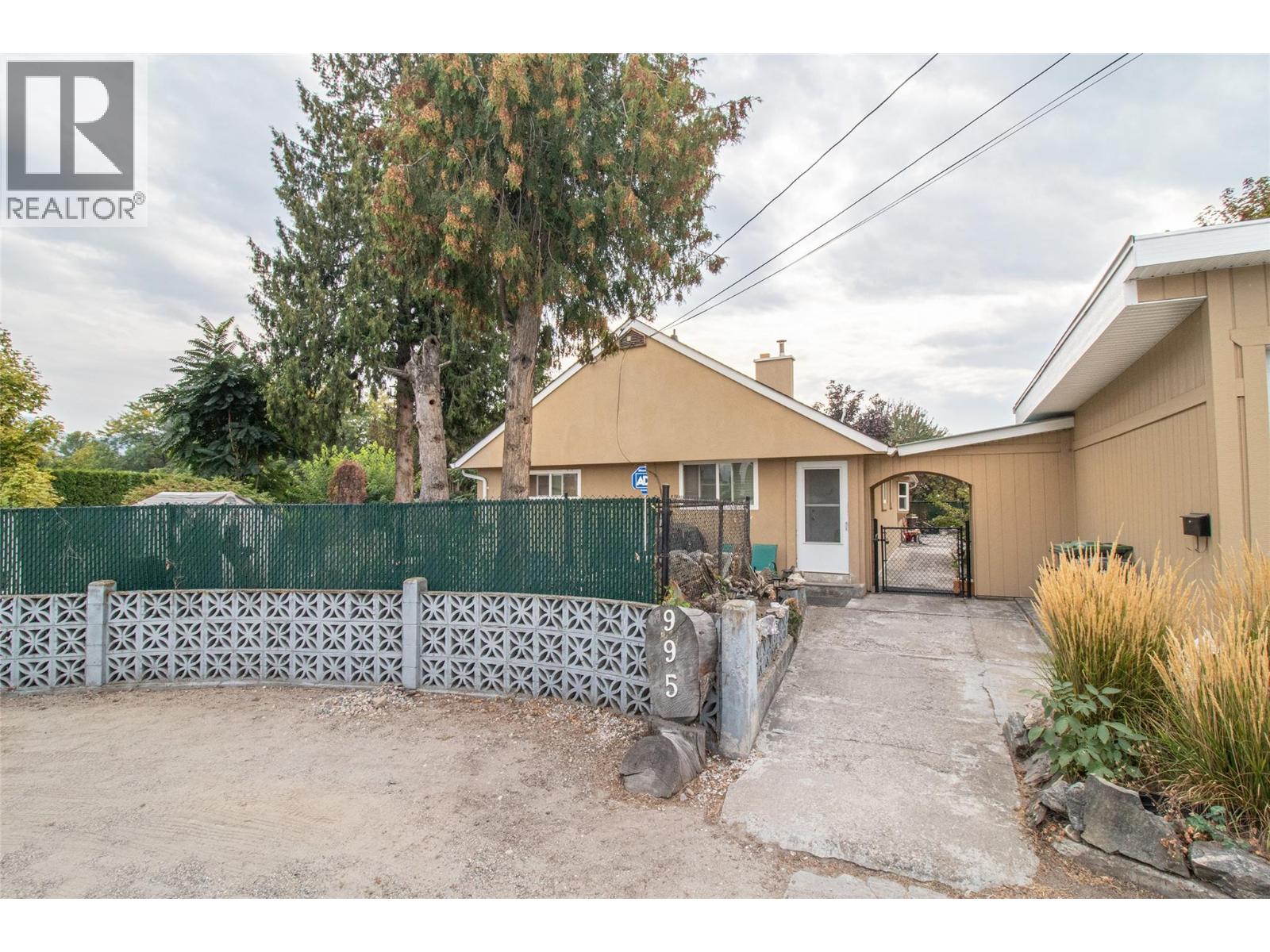 995 Leathead Rd, Kelowna, BC V1X 2J9