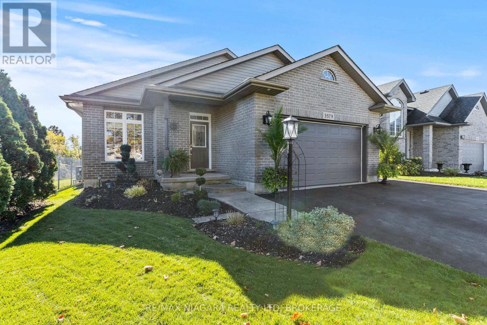 3579 Carver St, Fort Erie Stevensville, ON L0S 1S0