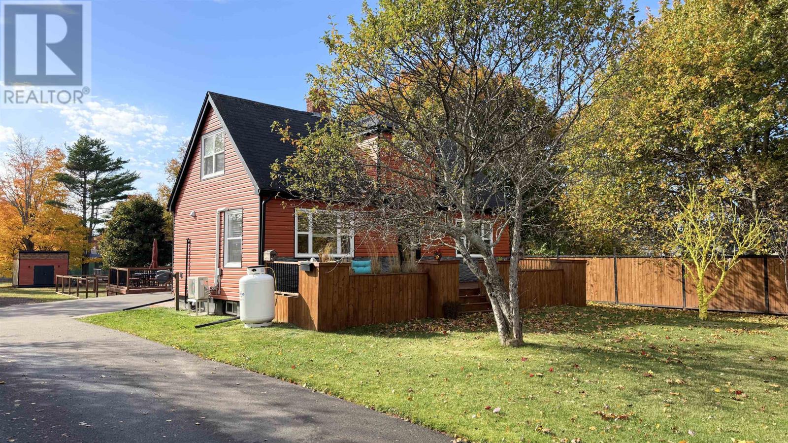 19 Pope Rd, Summerside, PE C1N 4C7