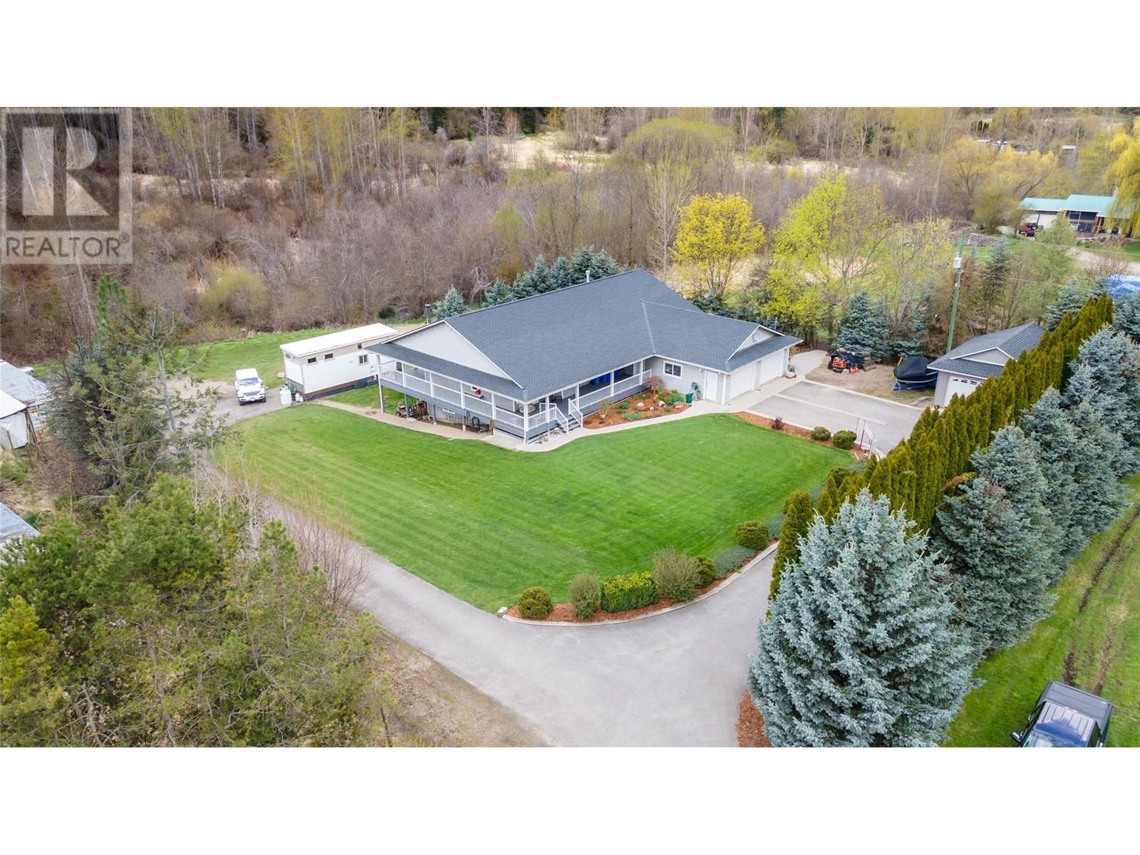 2201 50 Street Northeast, Salmon Arm, BC V1E 1Y4