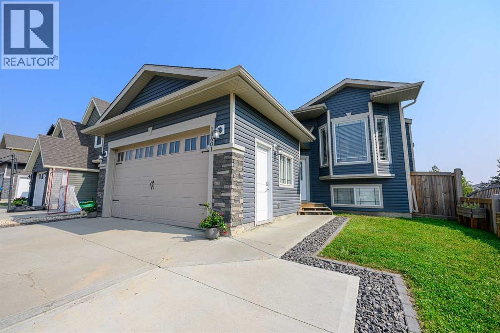 113 Street Unit 10601, Grande Prairie, AB T8V 6A7