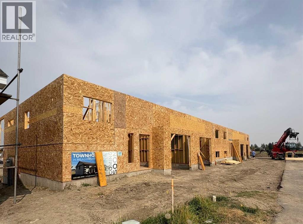 423 Meadowlark Way, Vulcan, AB T0L 2B0