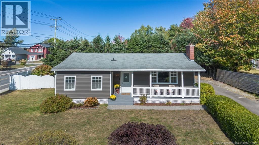 114 Westview St, Fredericton, NB E3A 1W9