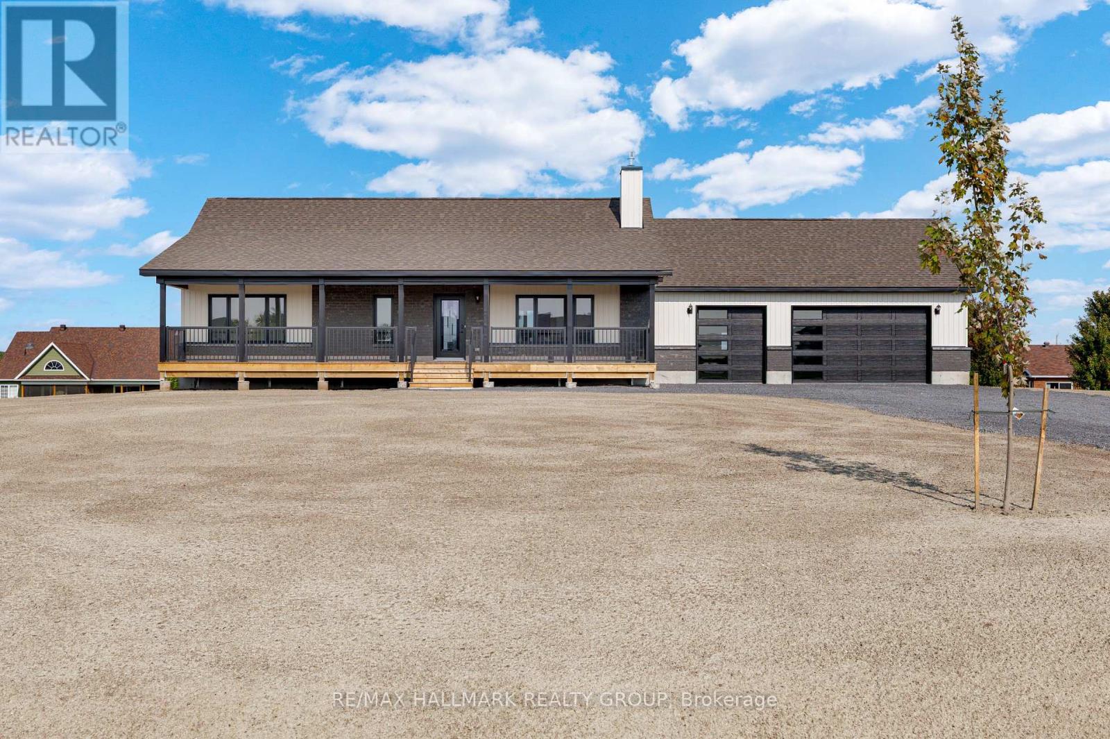 208 Trudeau Cres, Russell, ON K4R 1E5