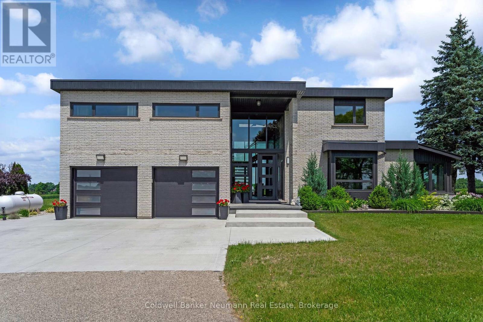 8312 Wellington Road 124 Rd, Guelph/Eramosa, ON N0B 2K0