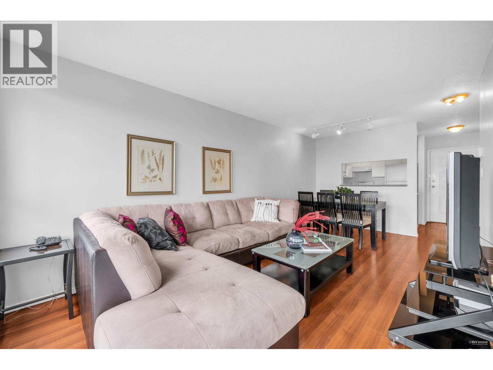 3489 Ascot Place Unit 1007, Vancouver, BC V5R 6B6