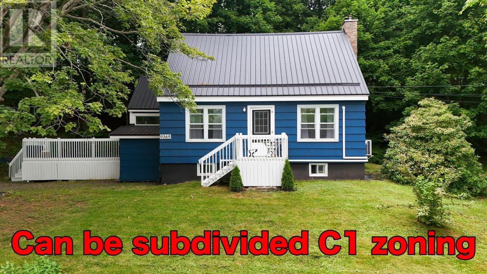 9369 Commercial St, New Minas, NS B4N 3G3
