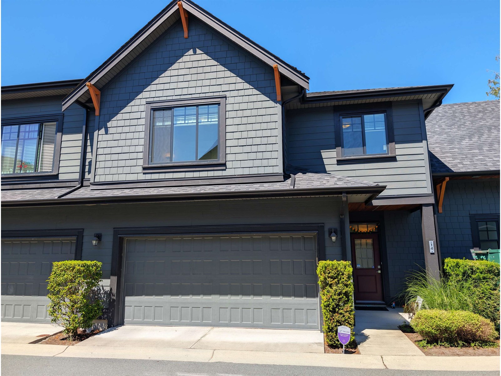 8425 Venture Way Unit 14, Surrey, BC V4N 6S5