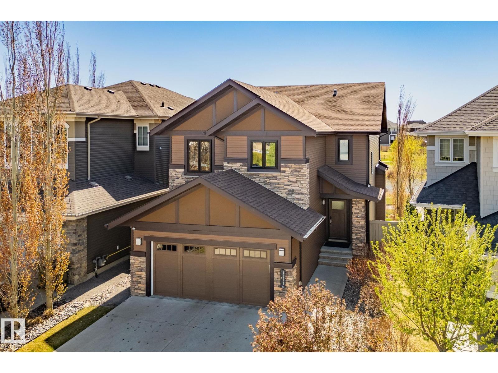 3811 Kidd Ba SW, Edmonton, AB T6W 2R3