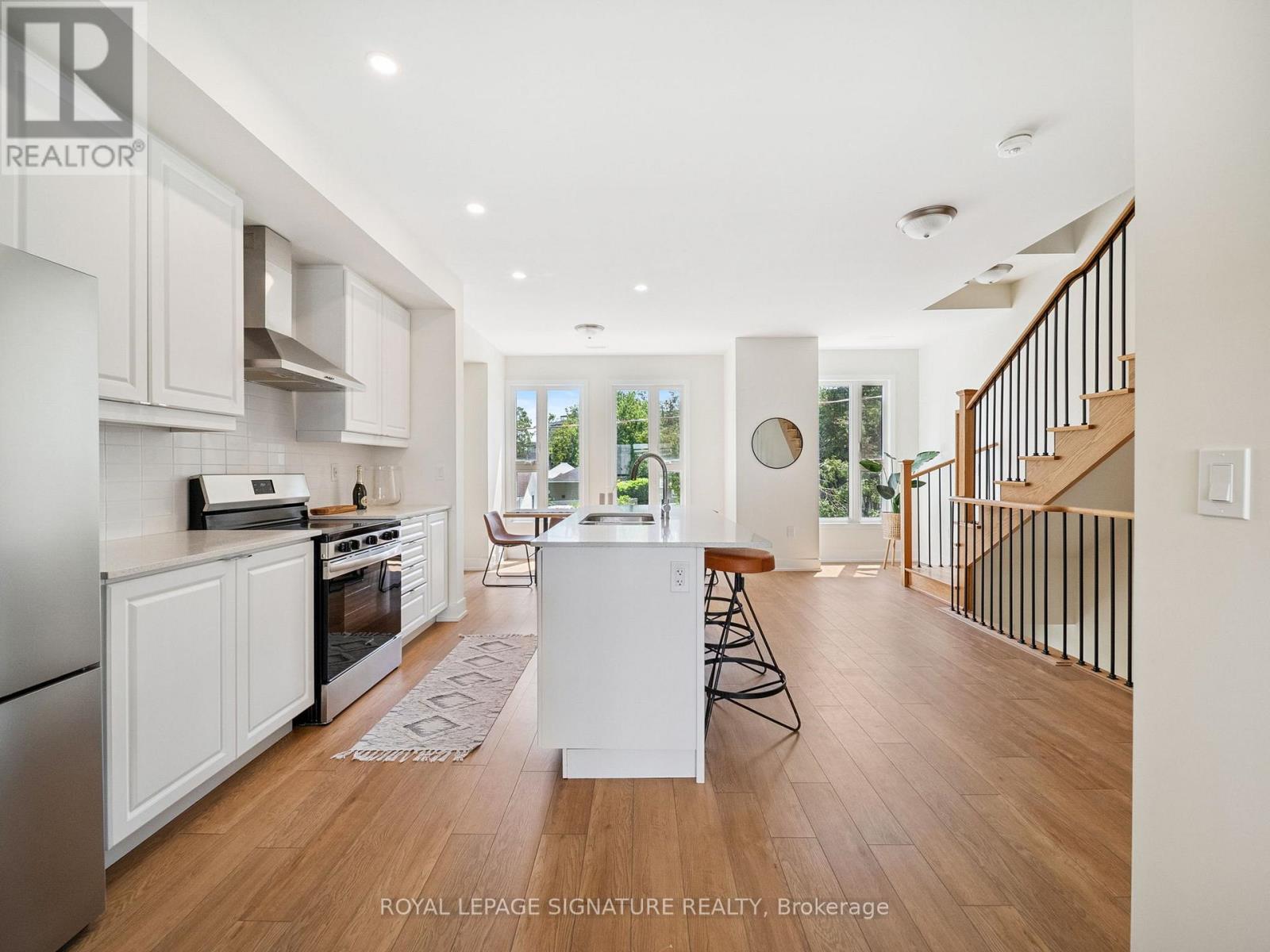 18 Brulor Ln, Orillia, ON L3V 8P4