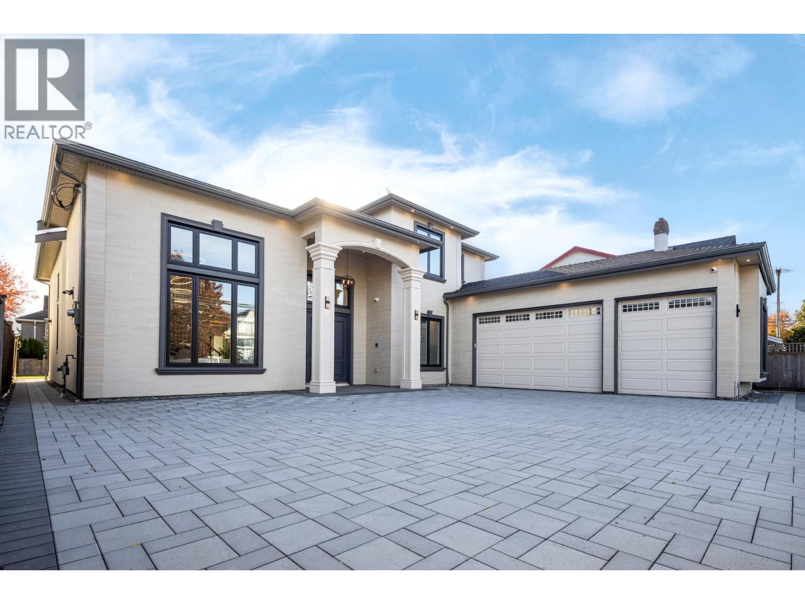 5060 Francis Rd, Richmond, BC V7C 1K3