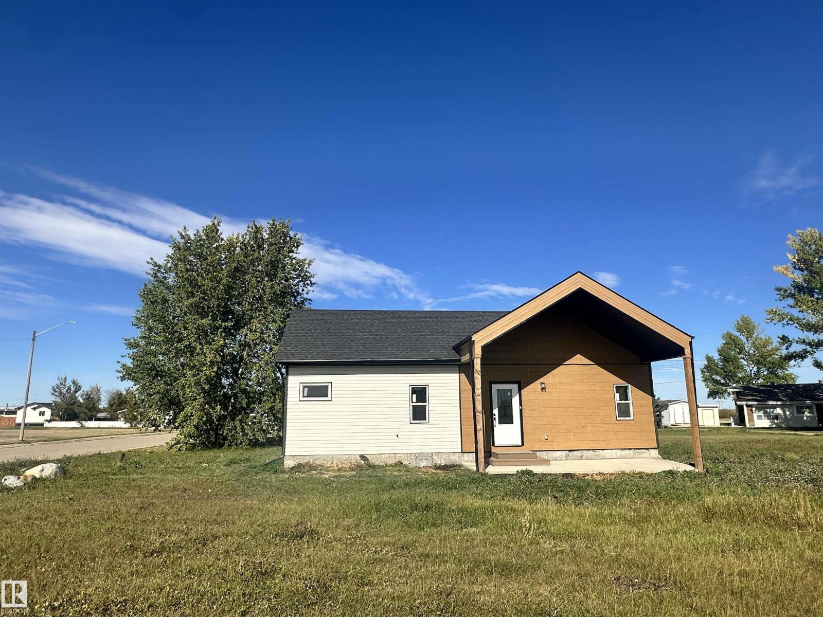 47 St Unit 4743, Clyde, AB T0G 0P0