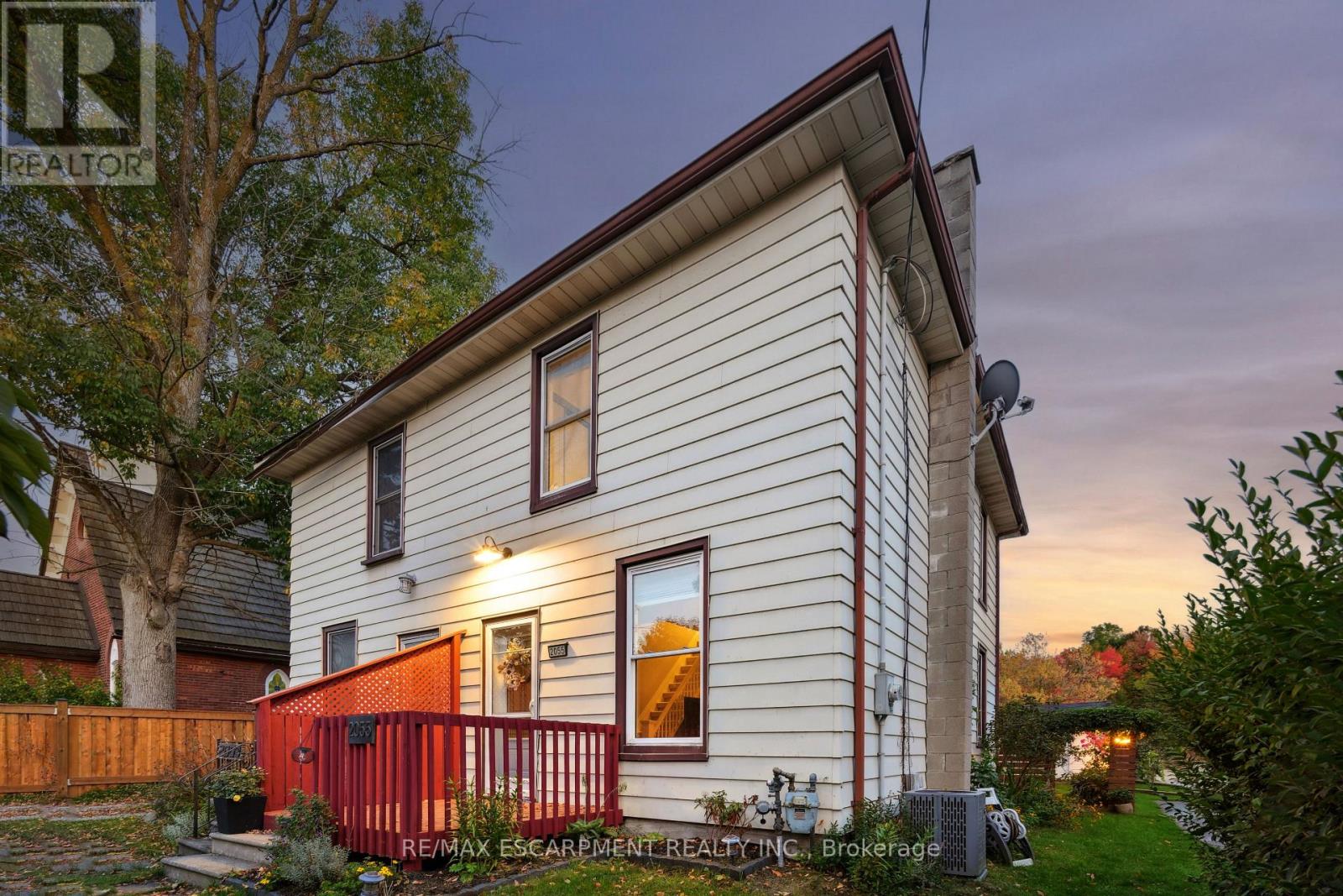 2055 Embleton Rd, Brampton, ON L6Y 0G1