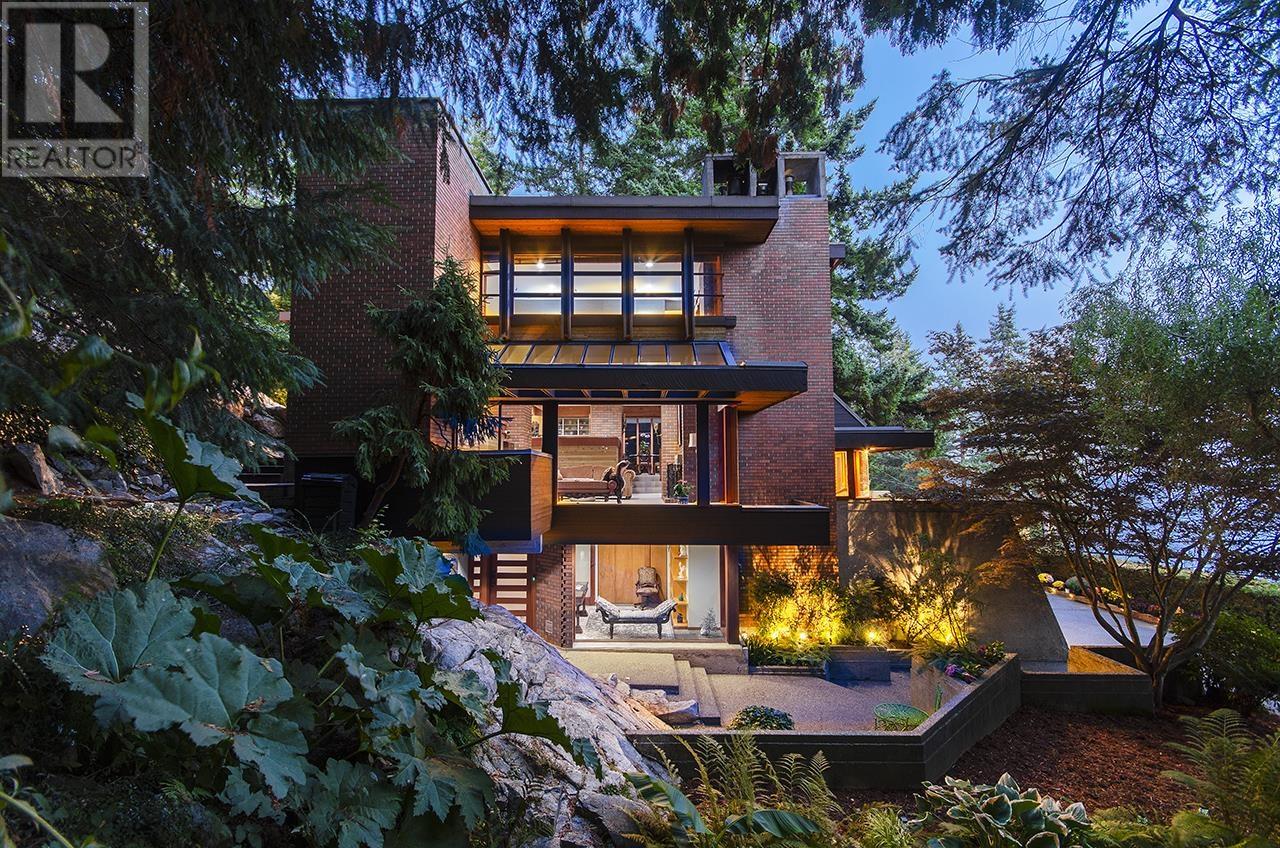 4651 Marine Dr, West Vancouver, BC V7W 2P1