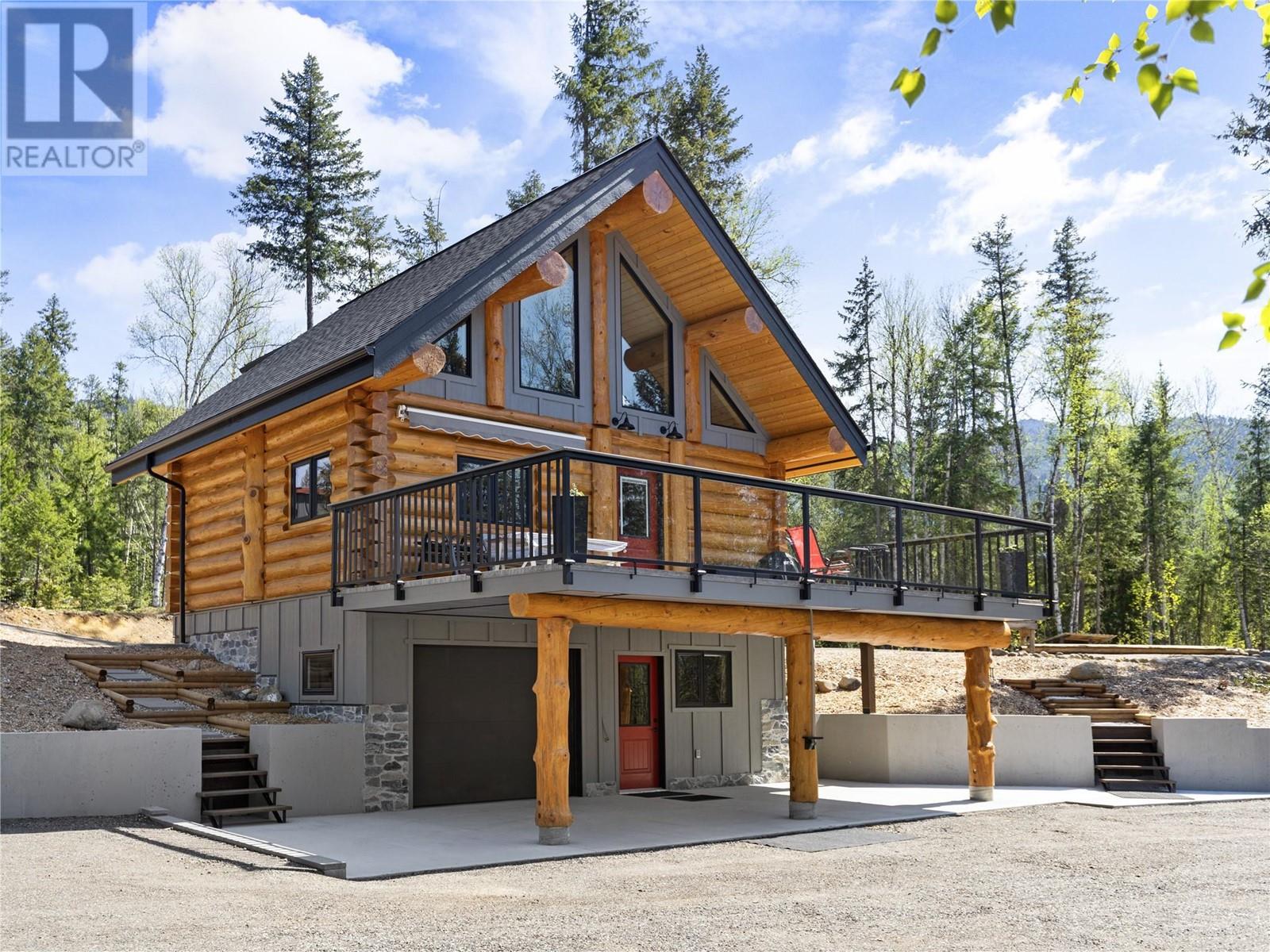63 Glen Eddy Ct, Clearwater, BC V0E 1N2