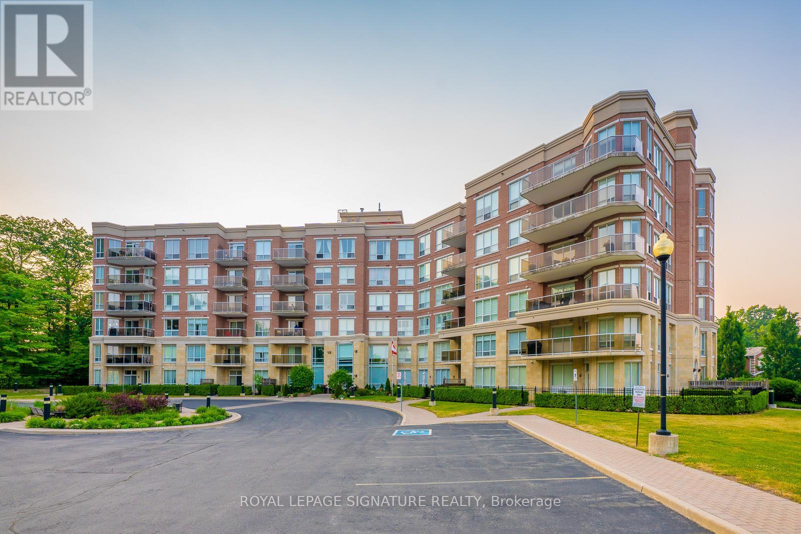 483 Faith Dr Ph6 Dr, Mississauga, ON L5R 0A1