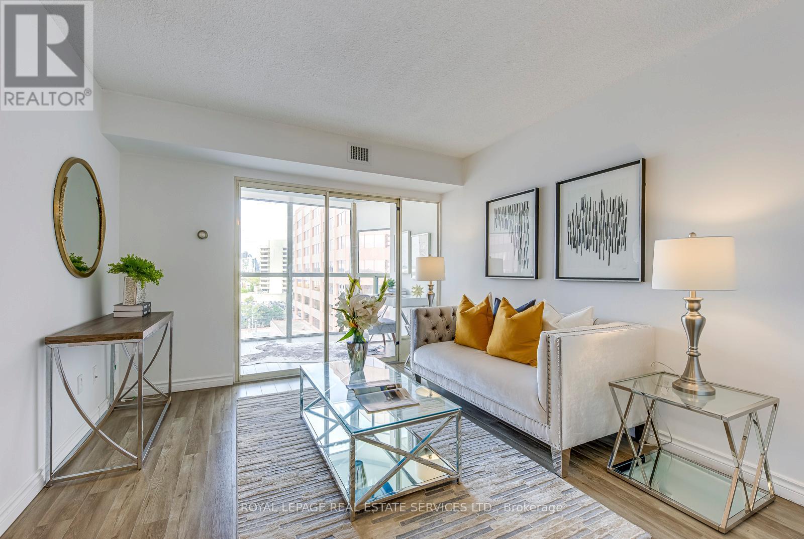 1008 265 Enfield Pl, Mississauga, ON L5B 3Y6