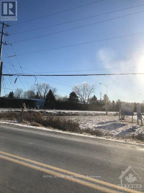 1420 Old Prescott Rd, Ottawa, ON K4P 1A1