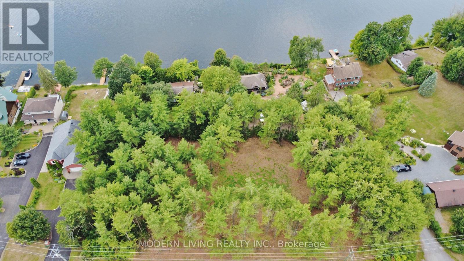 2620 River Rd W, Ottawa, ON K4M 1B4