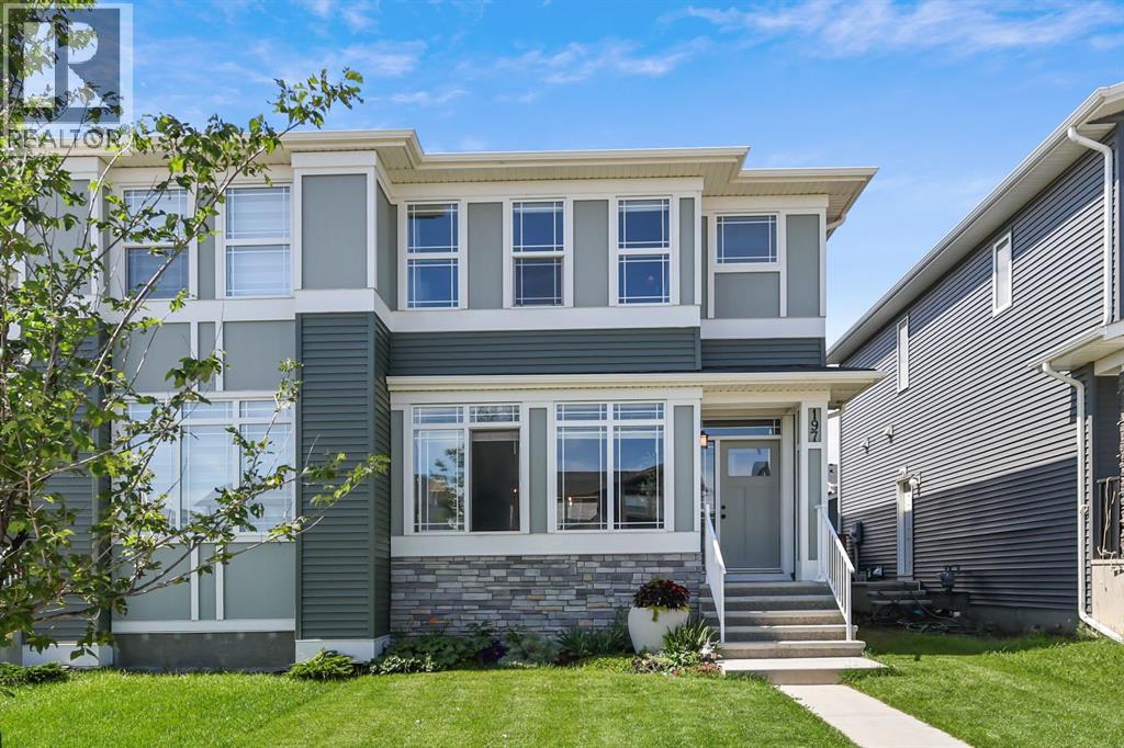 197 Dawson Dr, Chestermere, AB T1X 1Z8