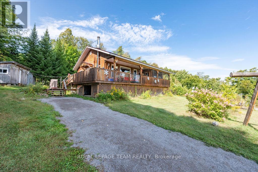 105 Heins Rd, Brudenell, Lyndoch and Raglan, ON K0J 2E0