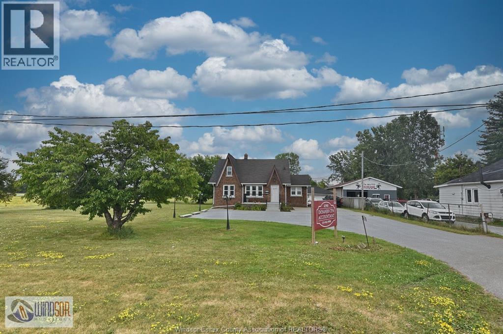 4590 Walker, Windsor, ON N8W 5V6