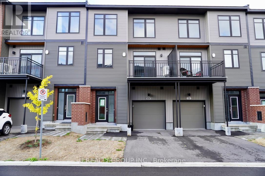 634 Corporal Private, Ottawa, ON K1X 0M7