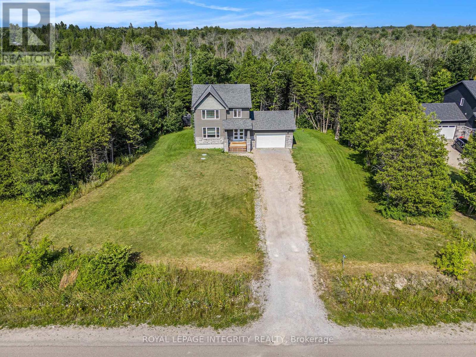 922 Leslie Crain Dr, Drummondnorth Elmsley, ON K7H 3C3