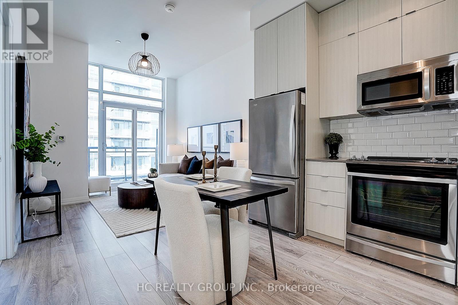 60 Ann Oreilly Rd Ph 65 Rd, Toronto, ON M2J 0C8