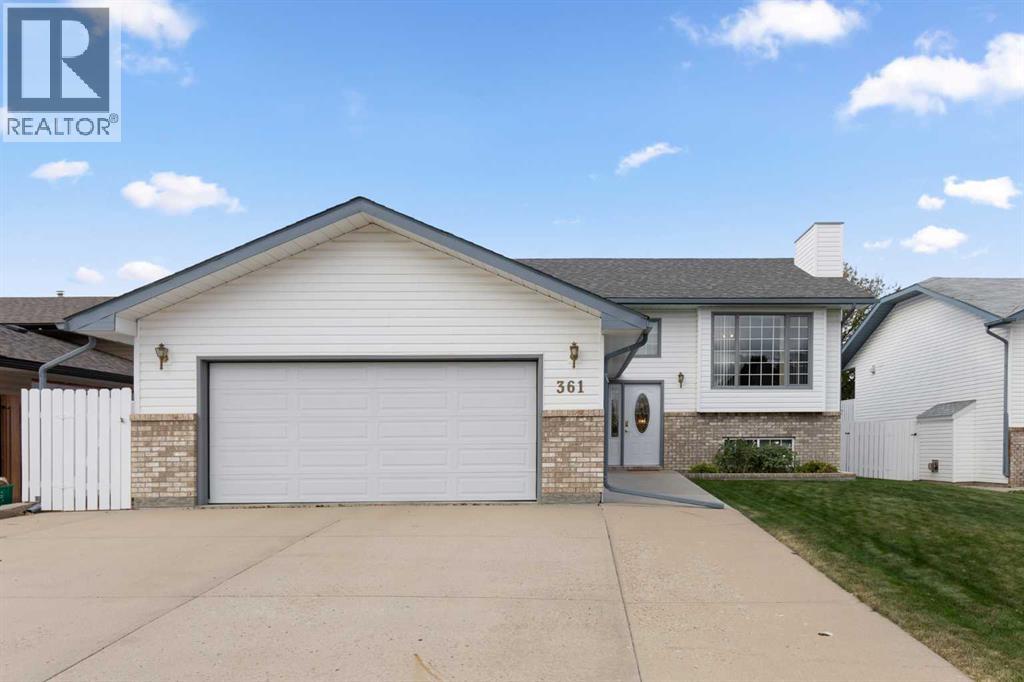 361 Sprague Way SE, Medicine Hat, AB T1B 3Y9