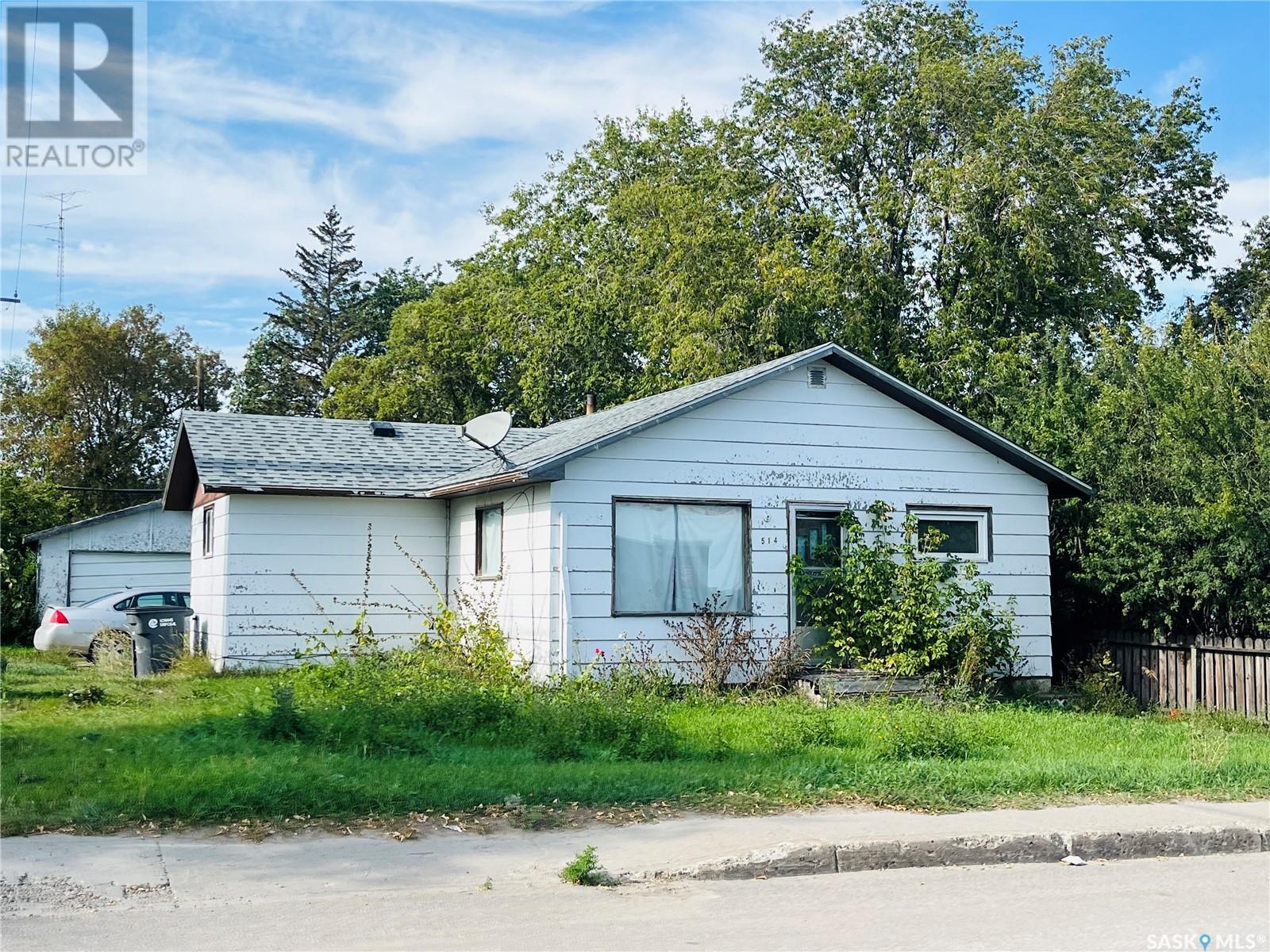 514 Main St, Moosomin, SK S0G 3N0